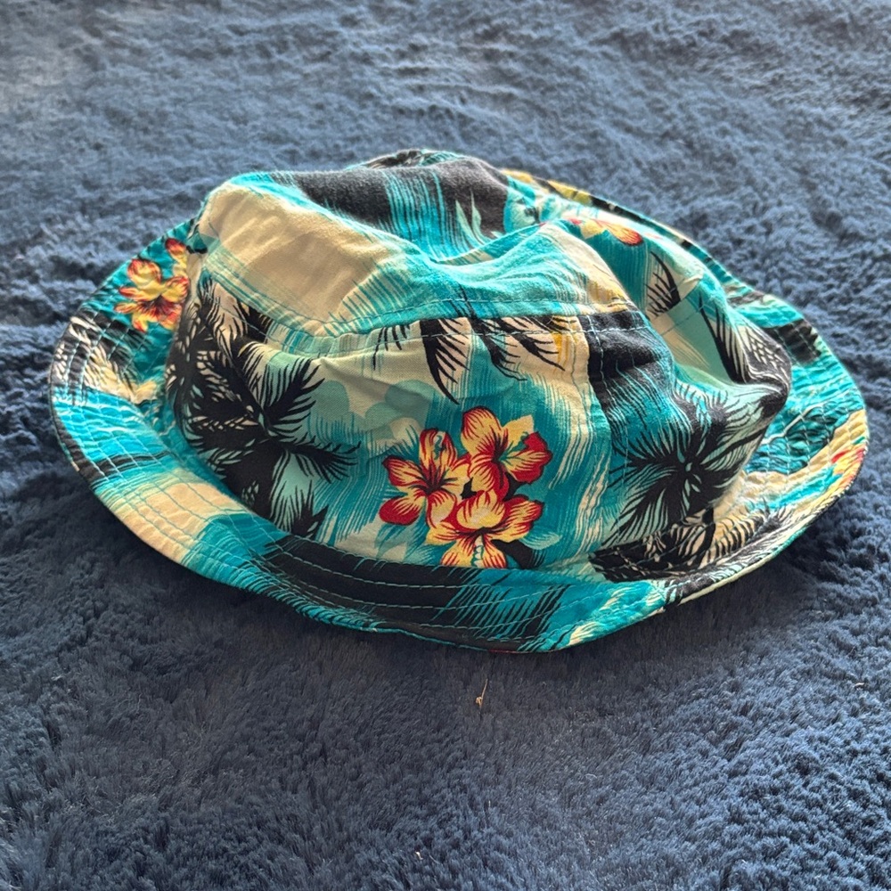 Tropical Floral Bucket Hat (KBETHOS)